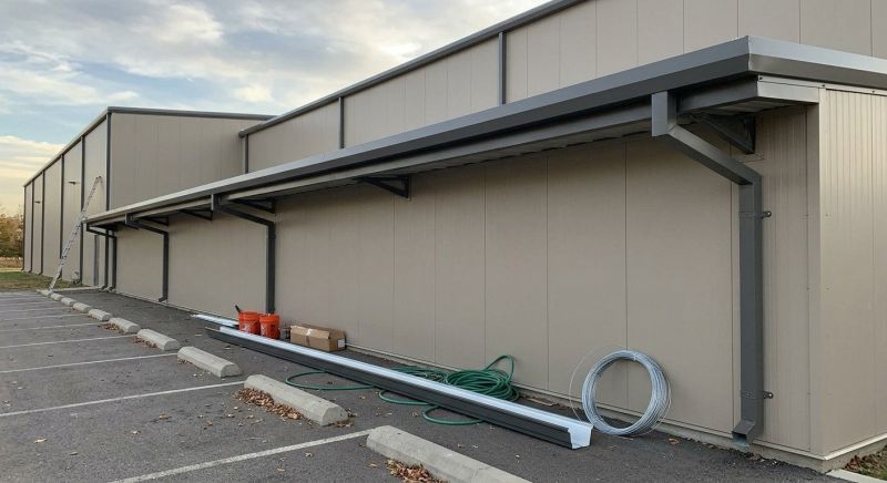 Commercial Gutter Service in Roseville, CA